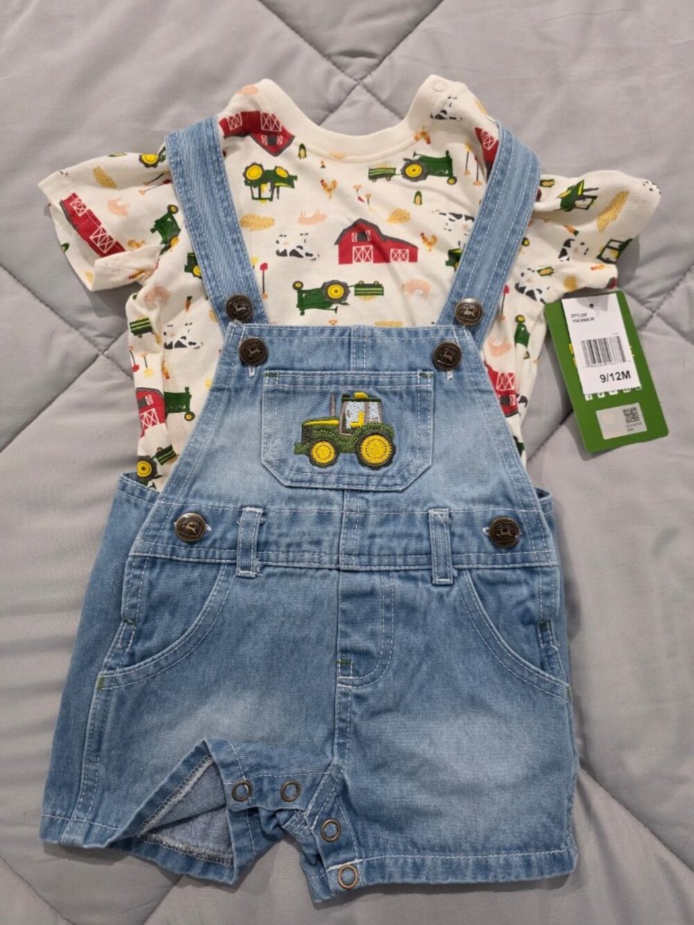 NWT Boys sz 9/12 months John Deere 2 pc Short Sleeve tee & Short Overalls Denim